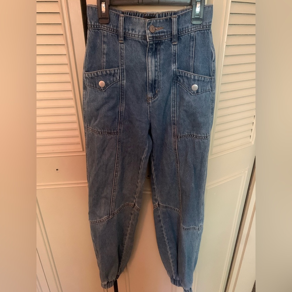 Urban Outfitters blue denim baggy joggers 25 inch waist